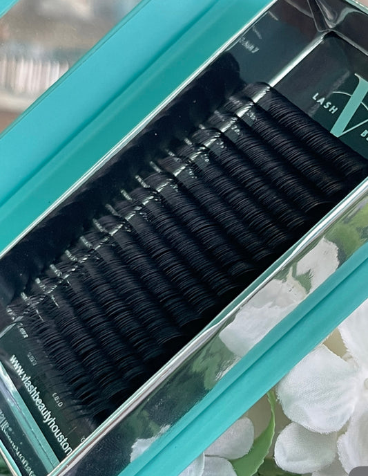 Professional cashmere lash tray – vegan, cruelty-free eyelash extensions