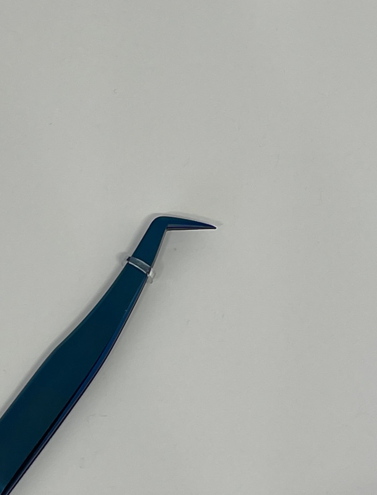 Blue Plasma Lash Tweezers – Professional Lash Artist Tool