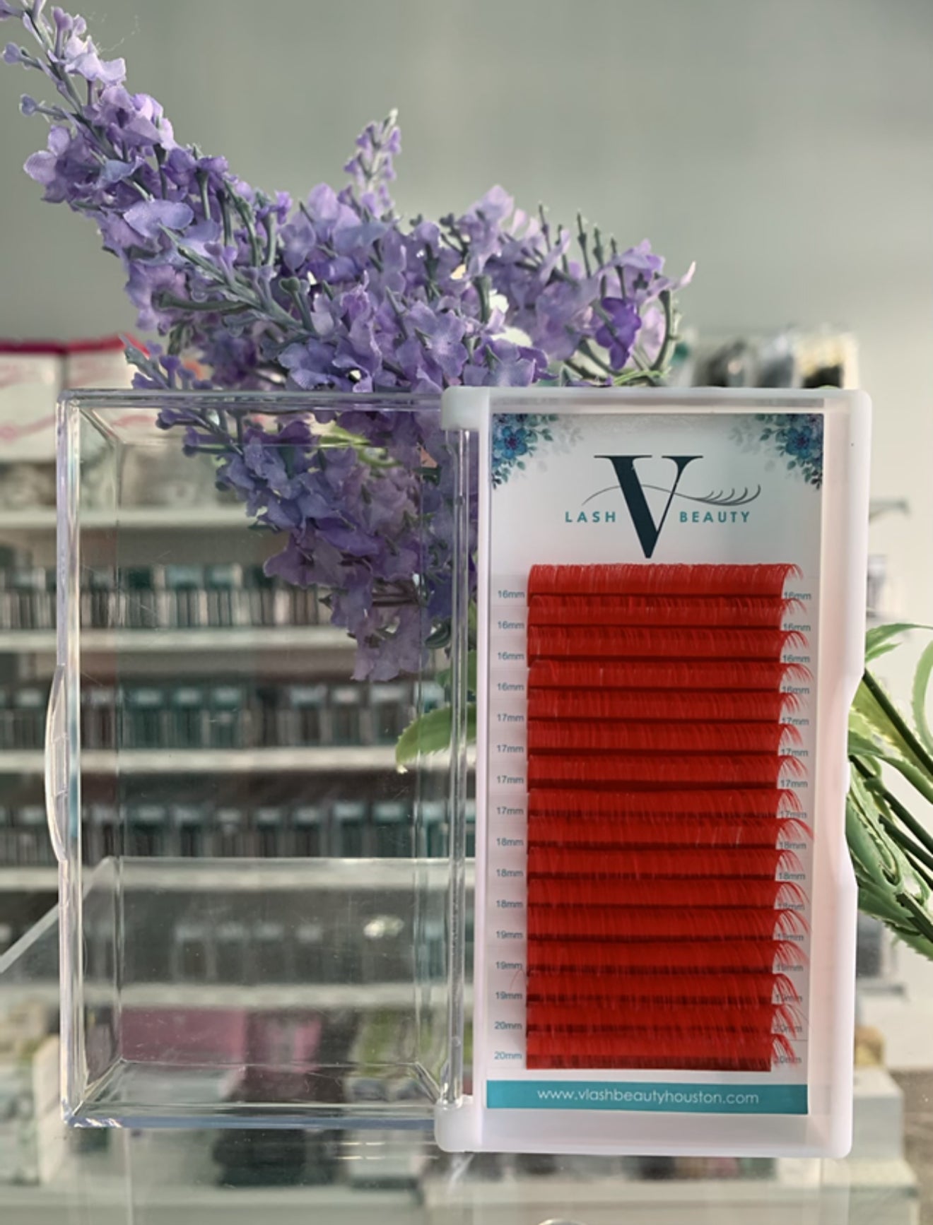 Close-Up of 0.07mm Colored Lash Extensions on 16-Line Tray